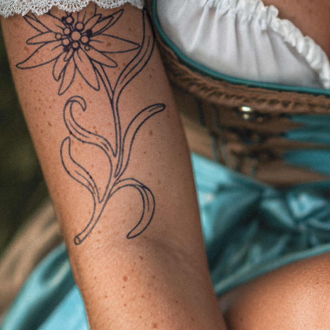 Edelweiss Blume Tattoo