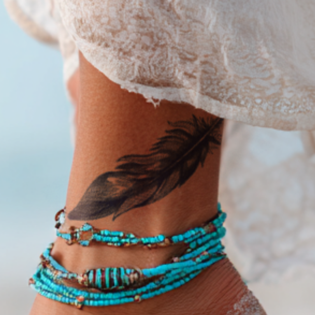 Leichte Feder Tattoo